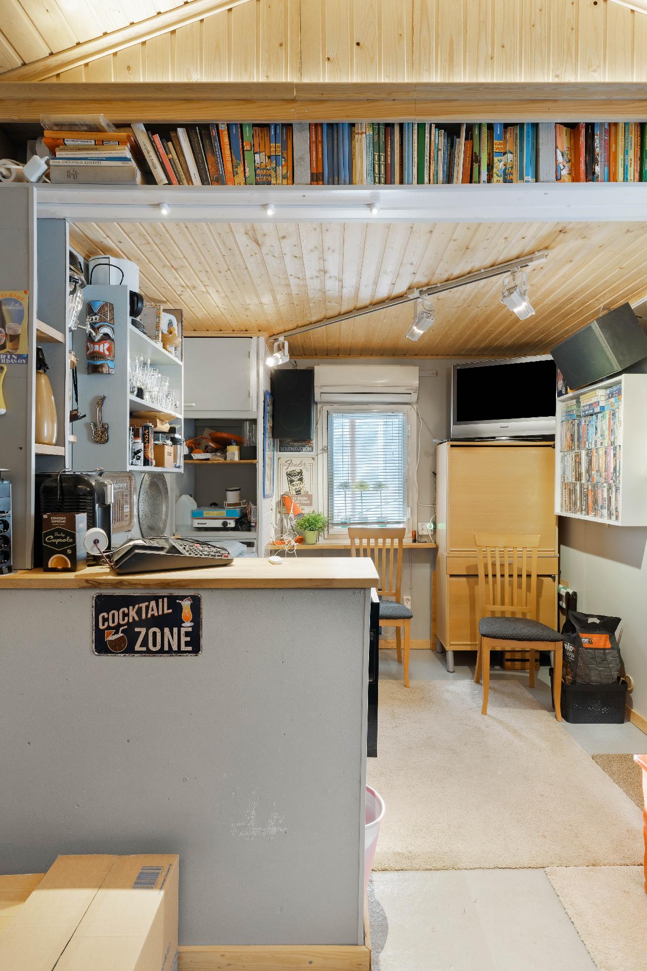 Korpitie 14, Petas, Vantaa