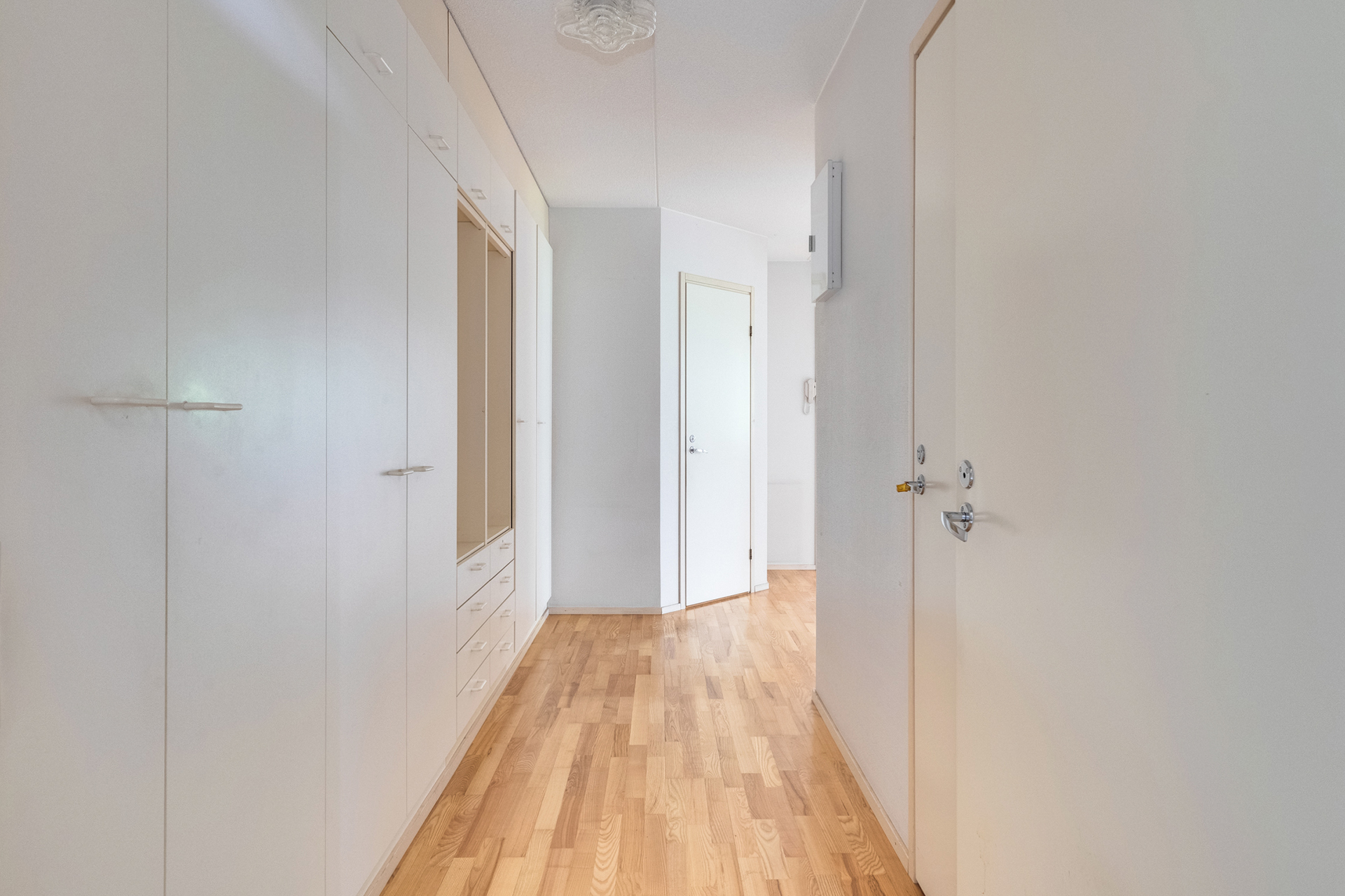 Kuohuntie 1, Keskusta, Kangasala