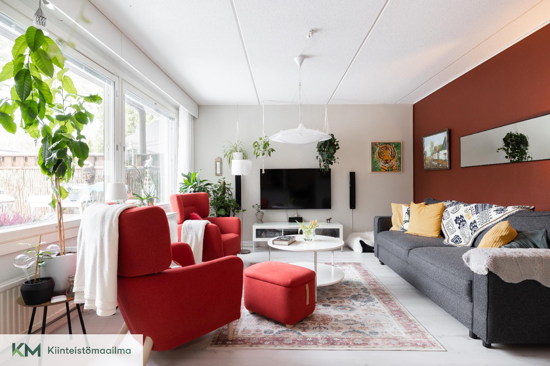 Peltomiehentie 4, Aittakorpi, Kotka