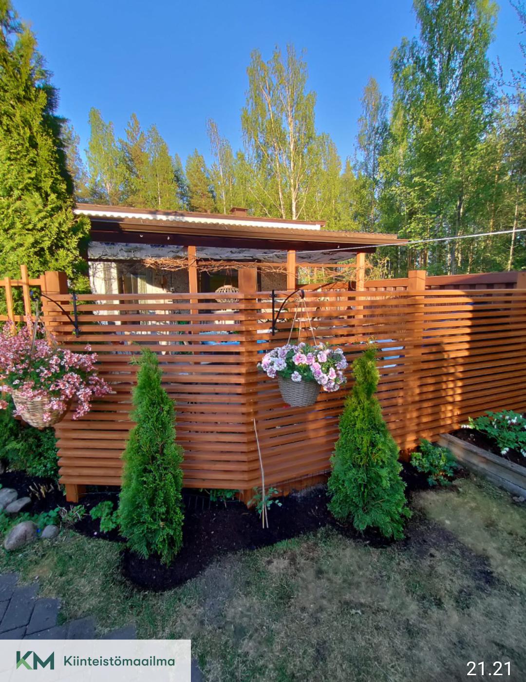 Peltomiehentie 4, Aittakorpi, Kotka