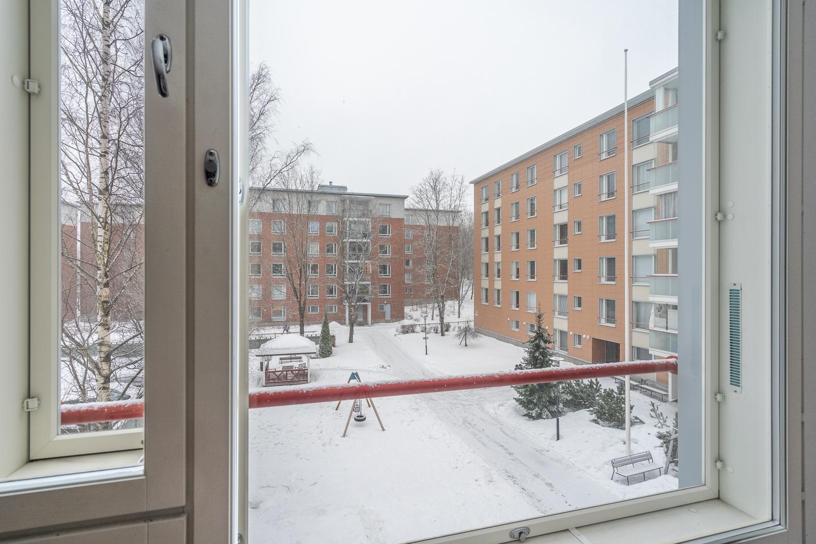 Madetojankuja 5, Pukinmäki, Helsinki