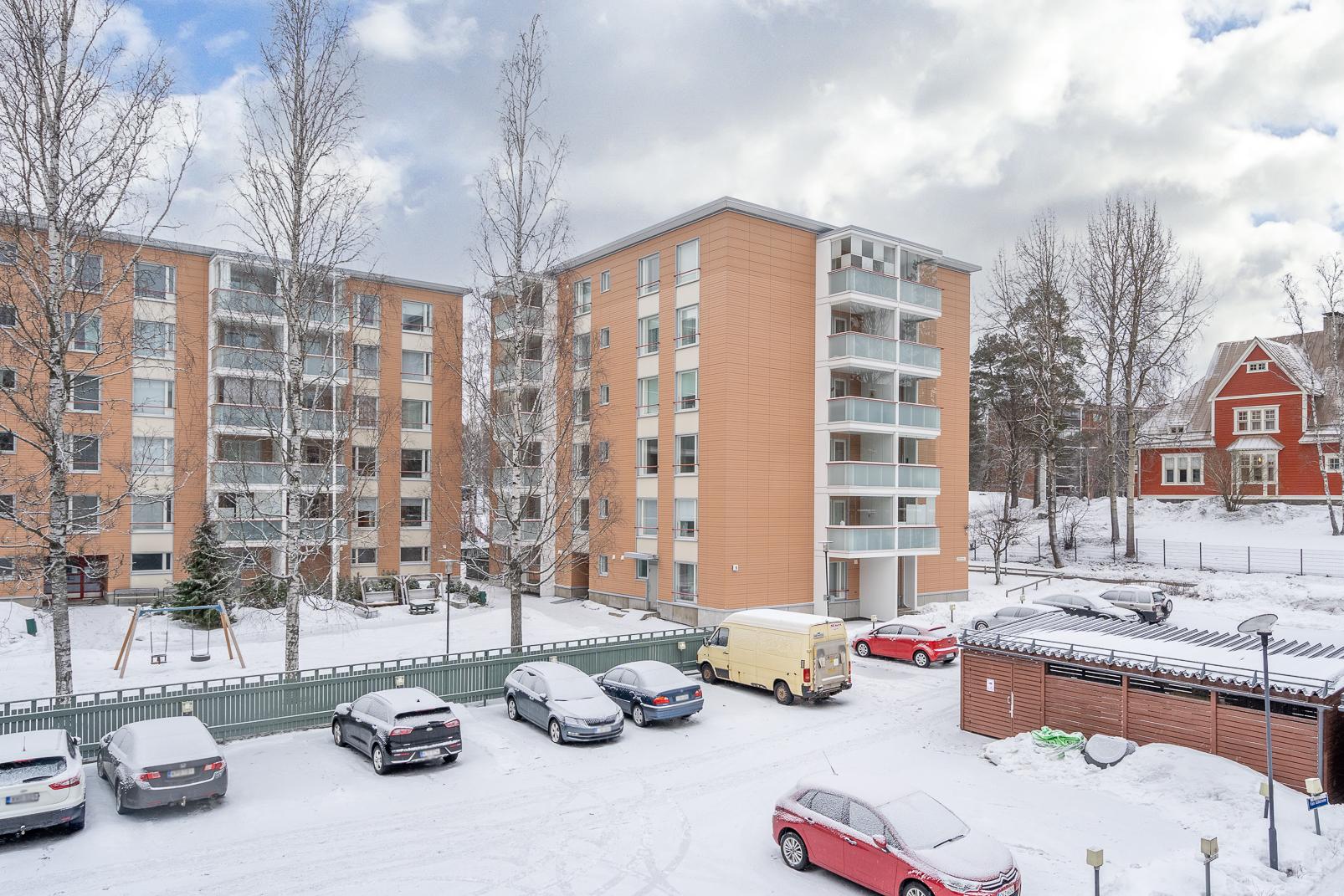 Madetojankuja 5, Pukinmäki, Helsinki