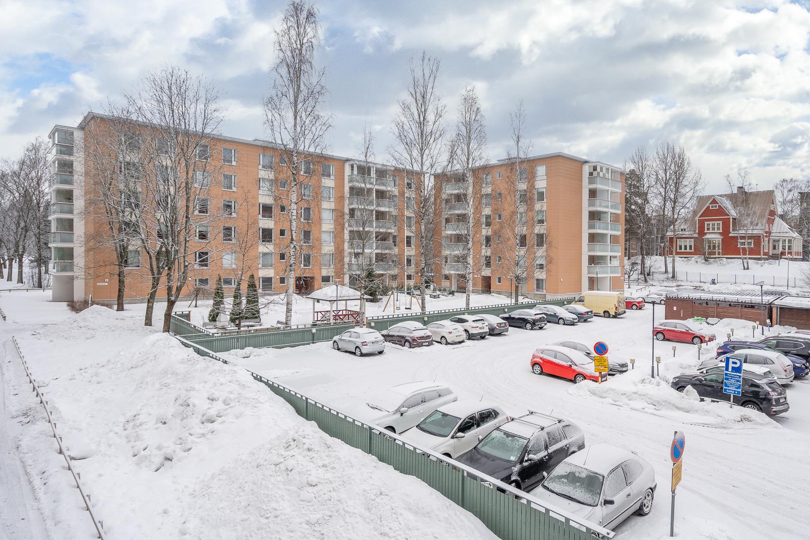 Madetojankuja 5, Pukinmäki, Helsinki