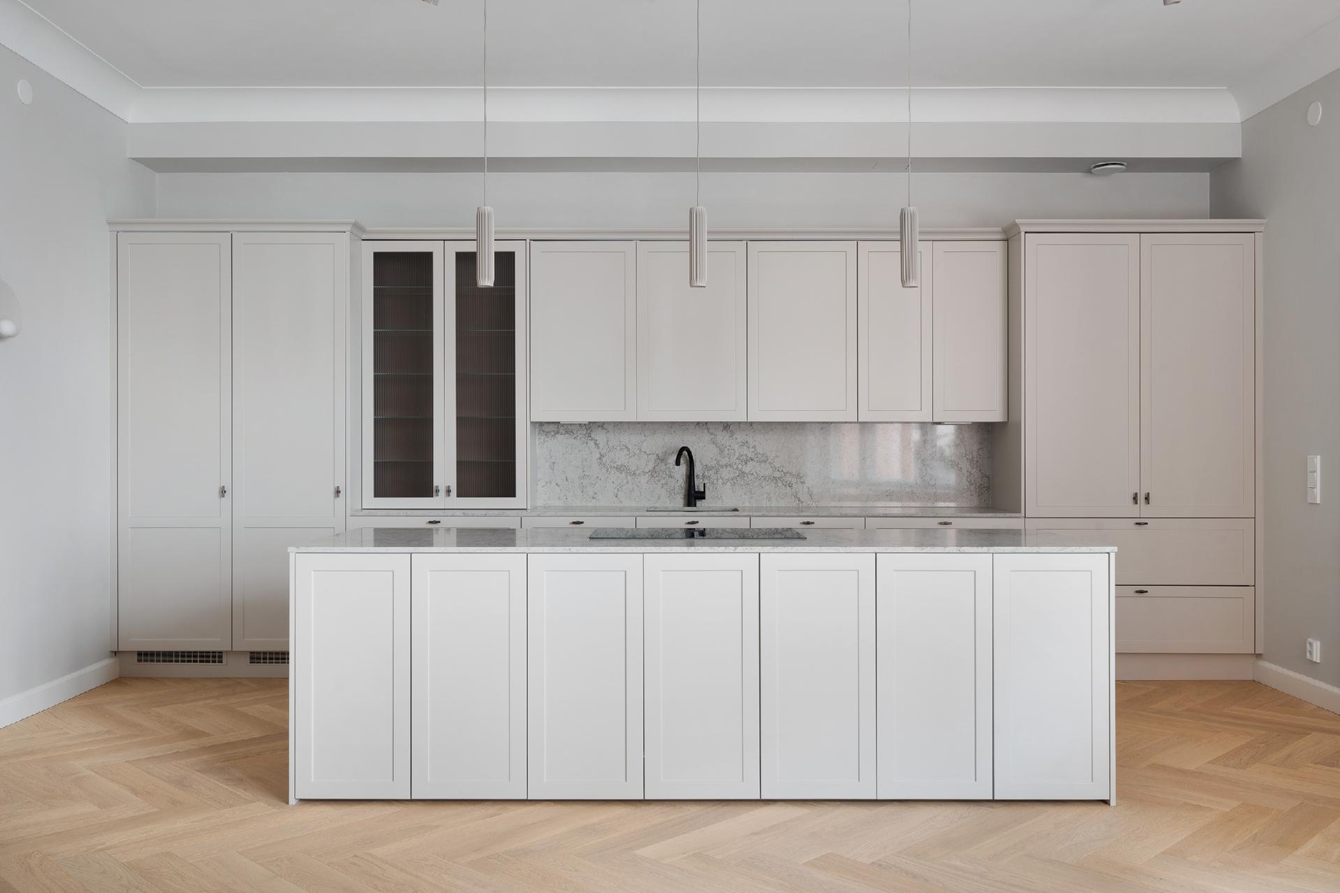 Luotsikatu 4, Katajanokka, Helsinki