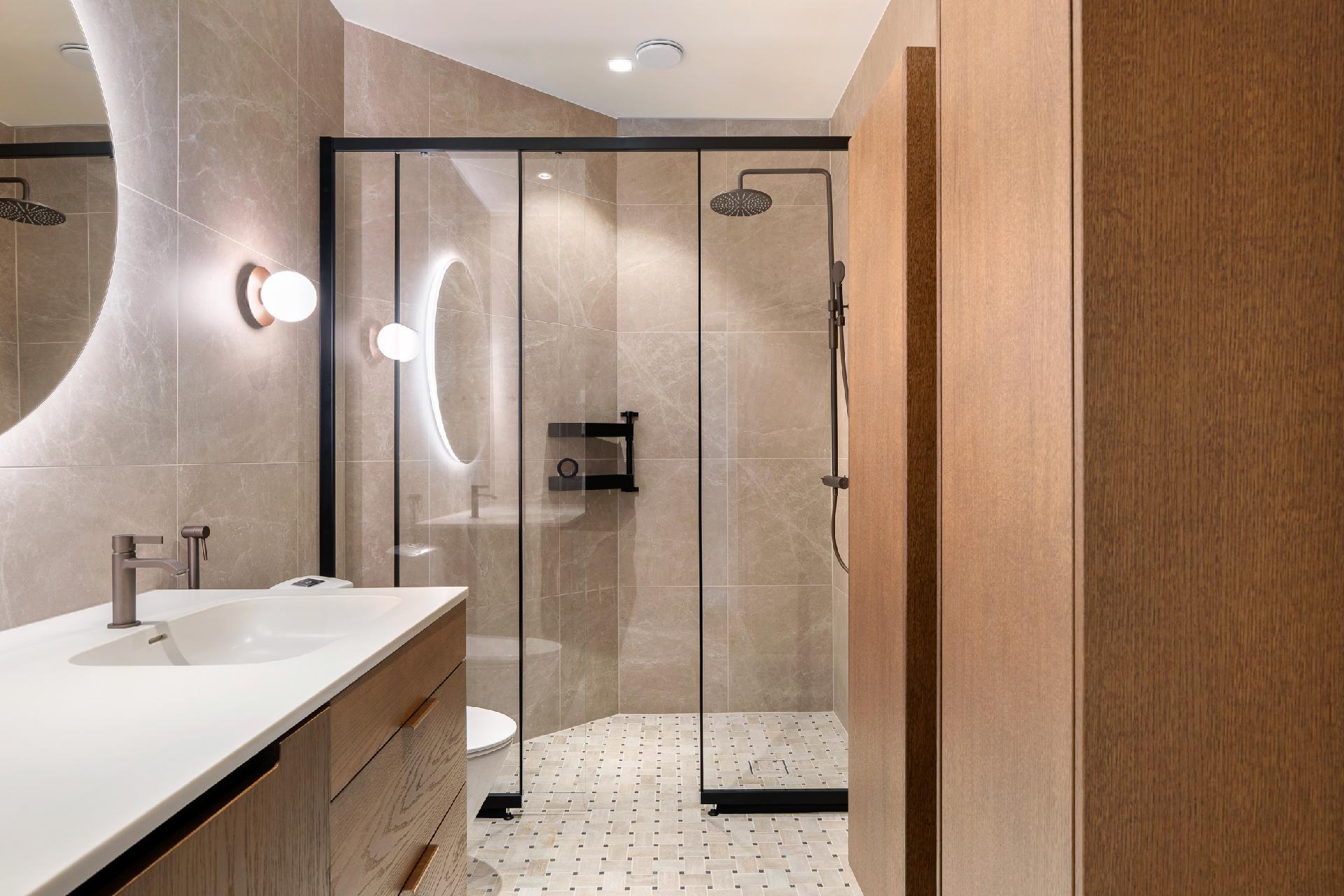 Luotsikatu 4, Katajanokka, Helsinki