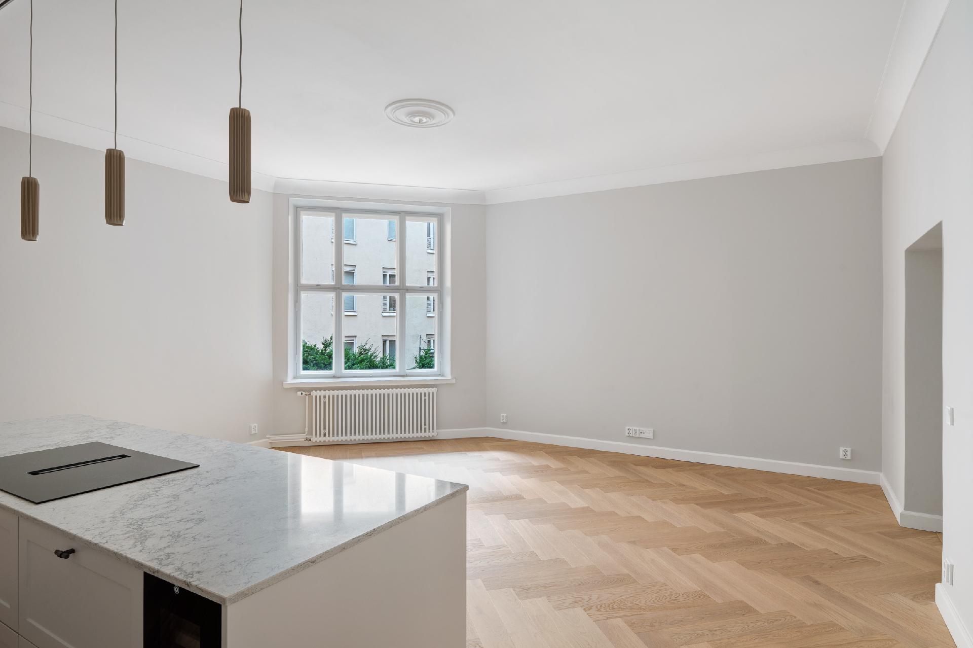 Luotsikatu 4, Katajanokka, Helsinki