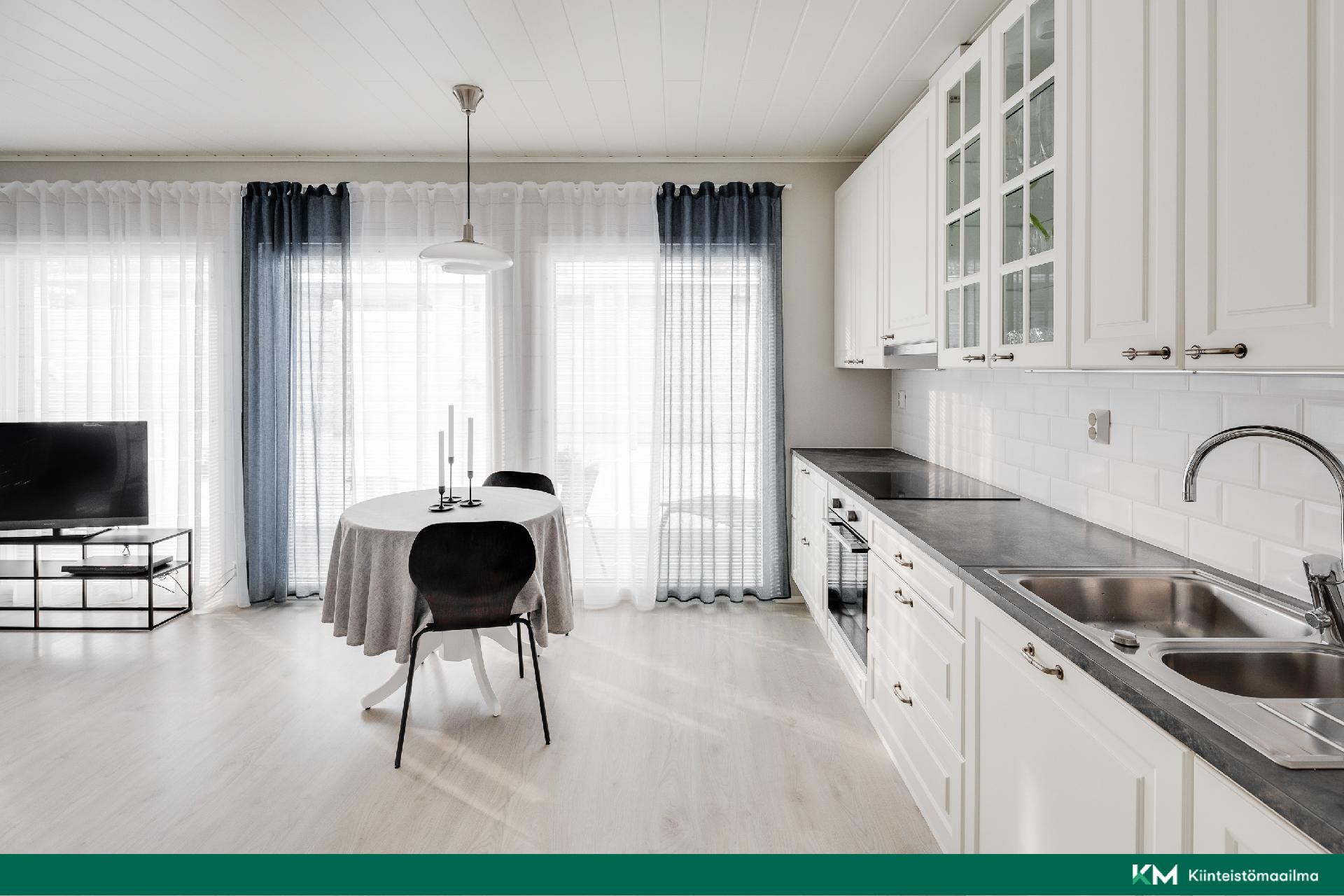 Tarjantie 1, Rekola, Vantaa