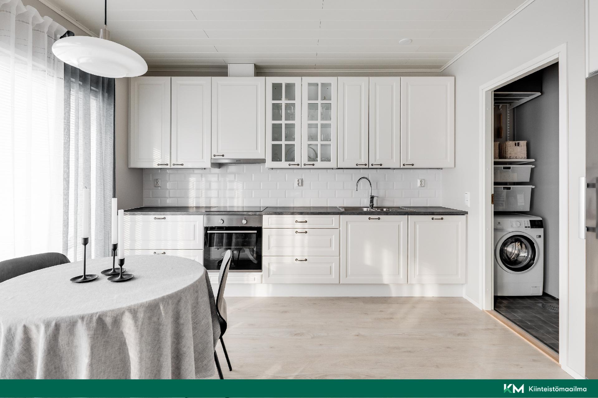 Tarjantie 1, Rekola, Vantaa