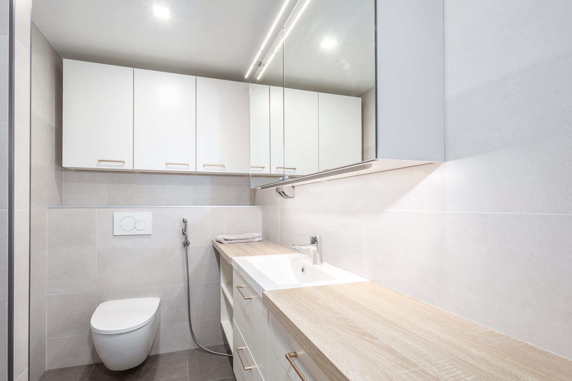 päämakuuhuoneen wc/psh