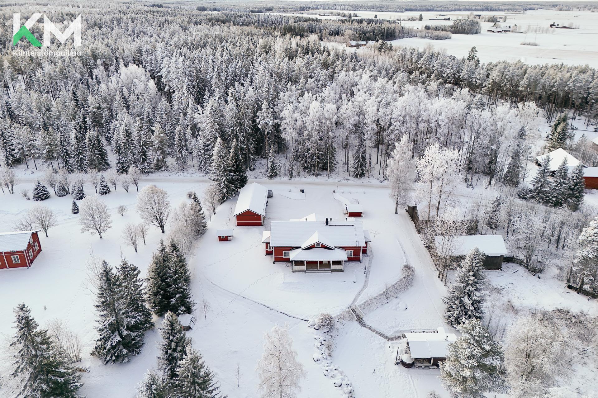 Kahilantie 18, Luopa, Kurikka