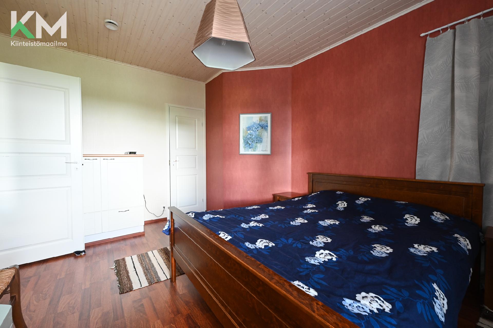 Kahilantie 18, Luopa, Kurikka