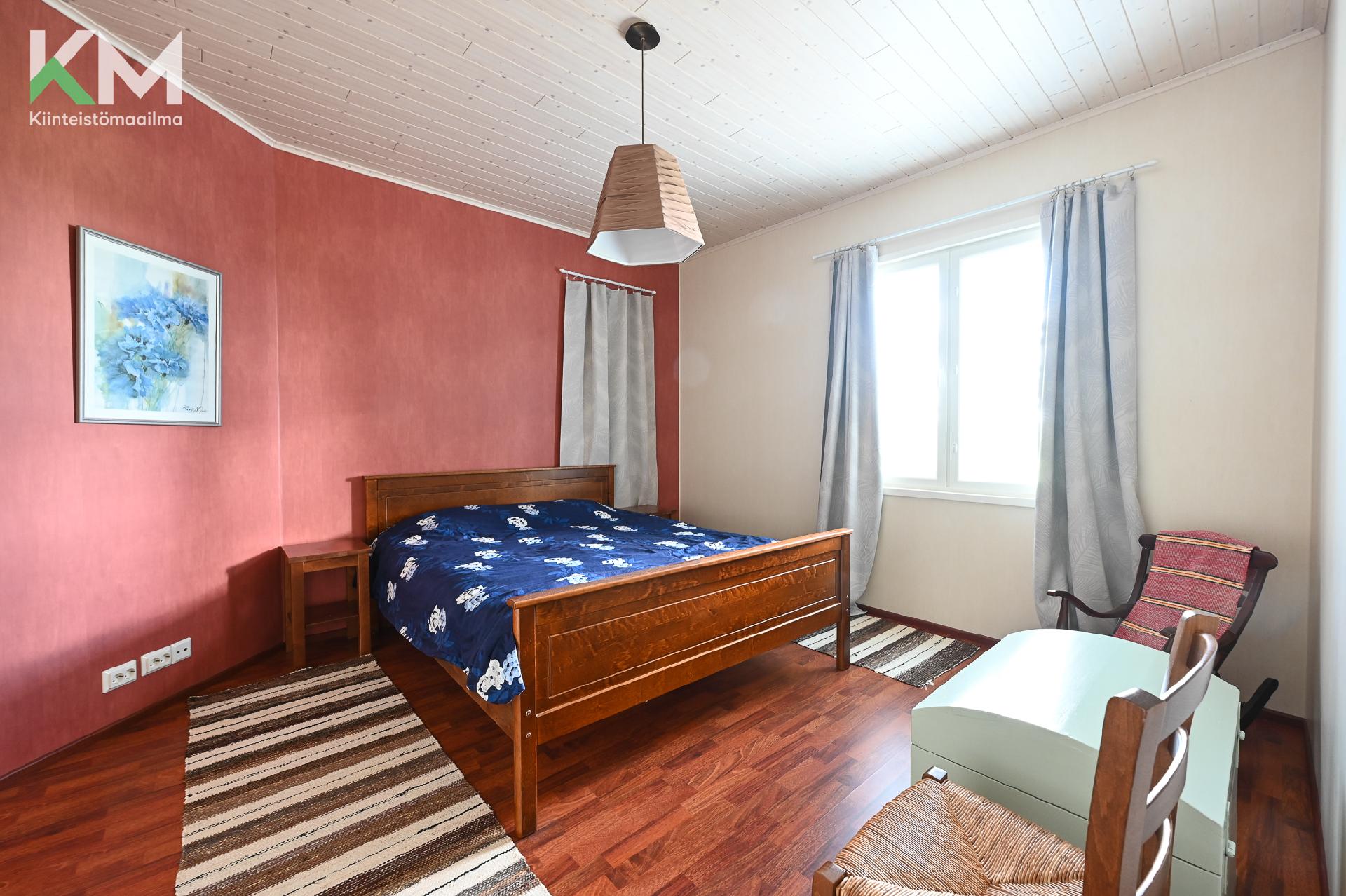 Kahilantie 18, Luopa, Kurikka