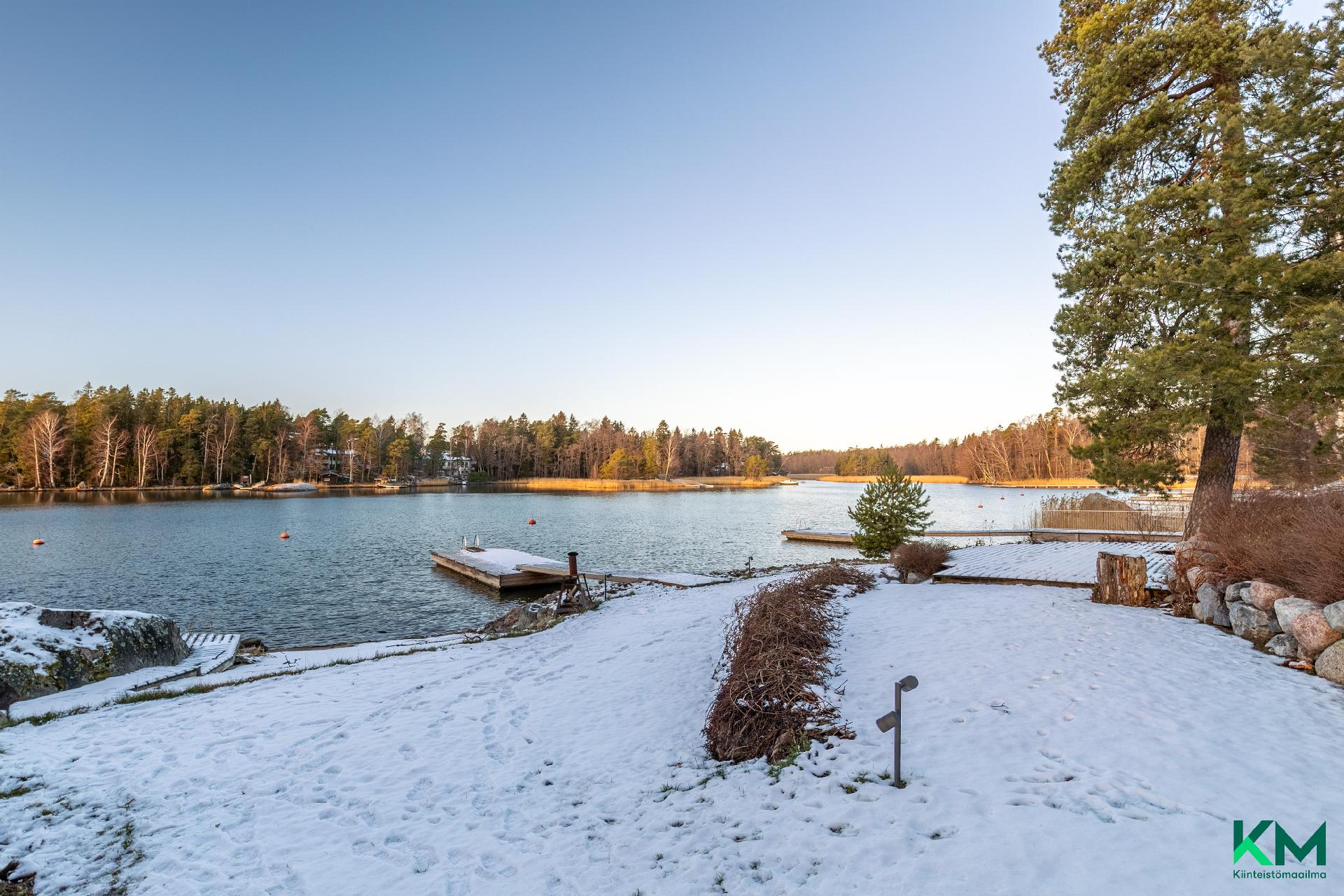 Matosaarentie 19, Jollas, Helsinki