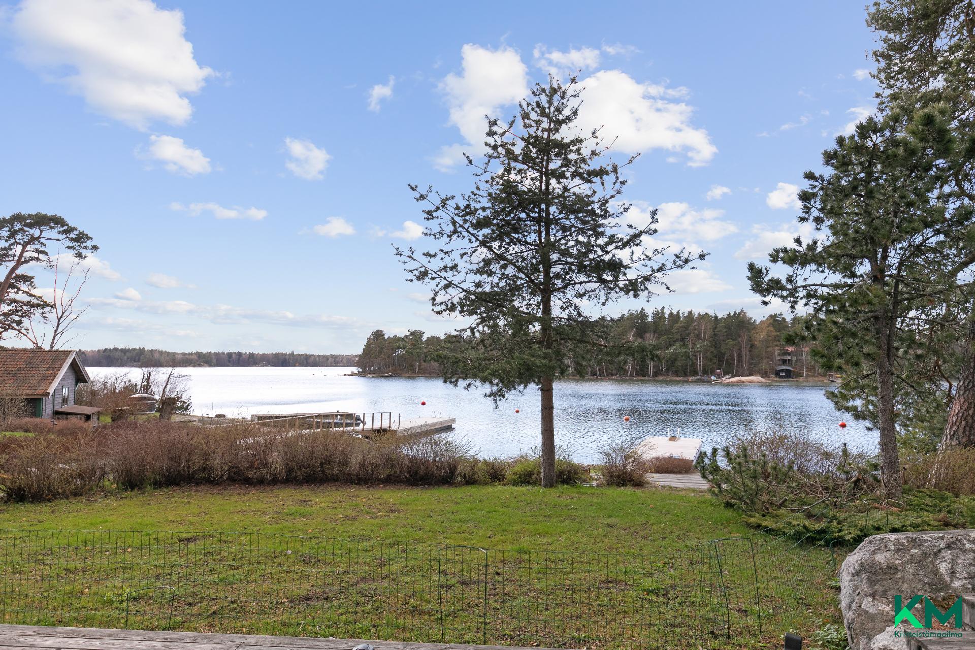 Matosaarentie 19, Jollas, Helsinki