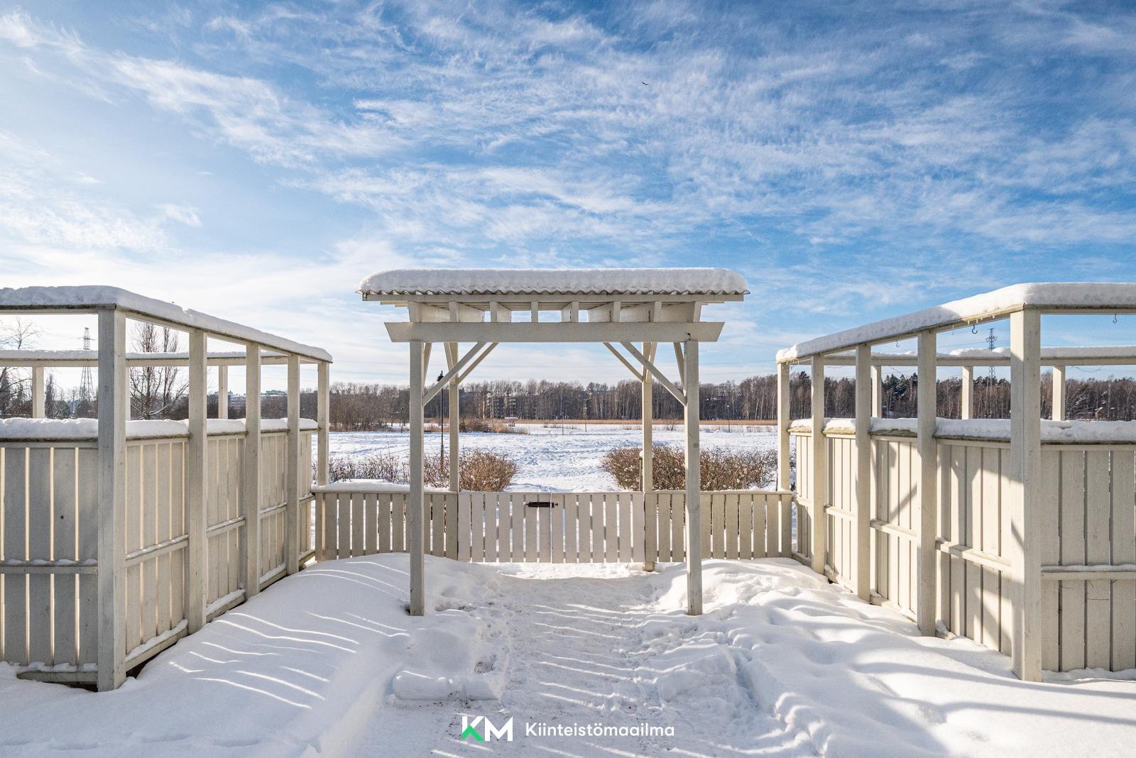 Taavetti Laitisen katu 9, Pikku-Huopalahti, Helsinki