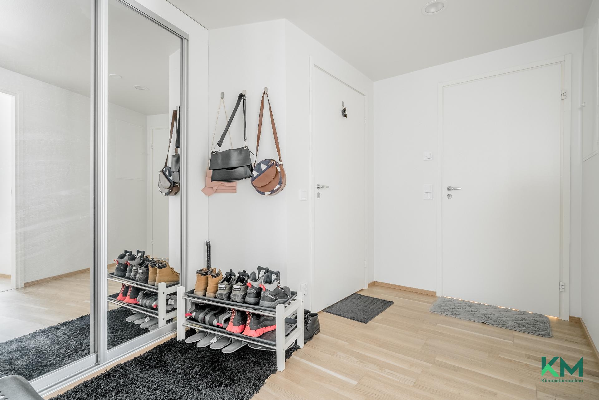 Leinelänkaari 21, Leinelä, Vantaa