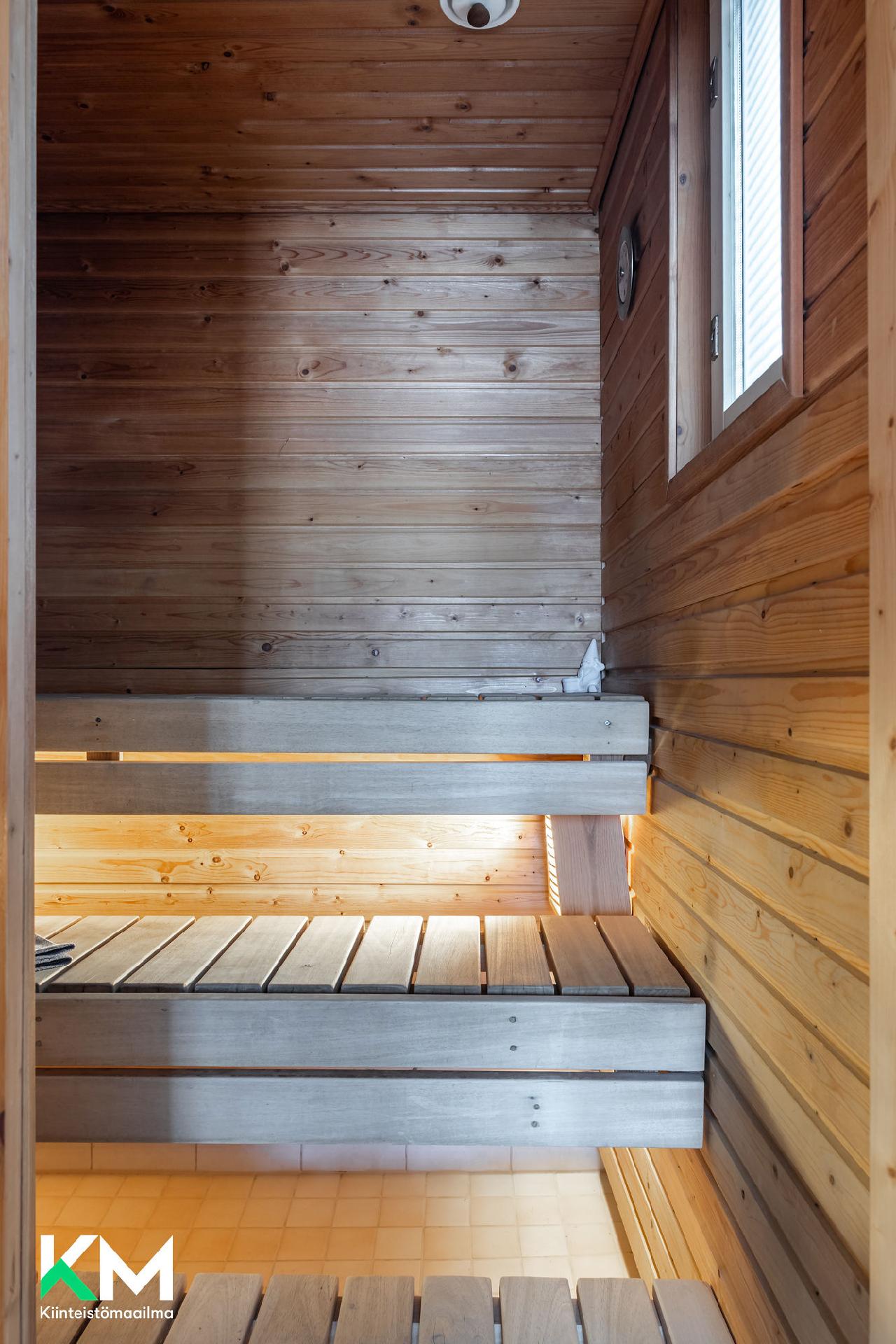 SAUNA