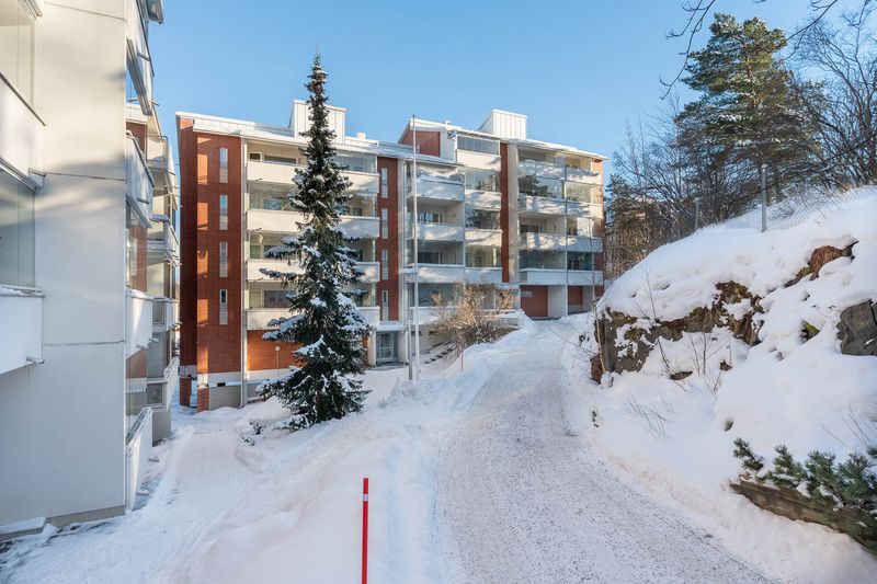 Vallikatu 2, Vallikallio, Espoo