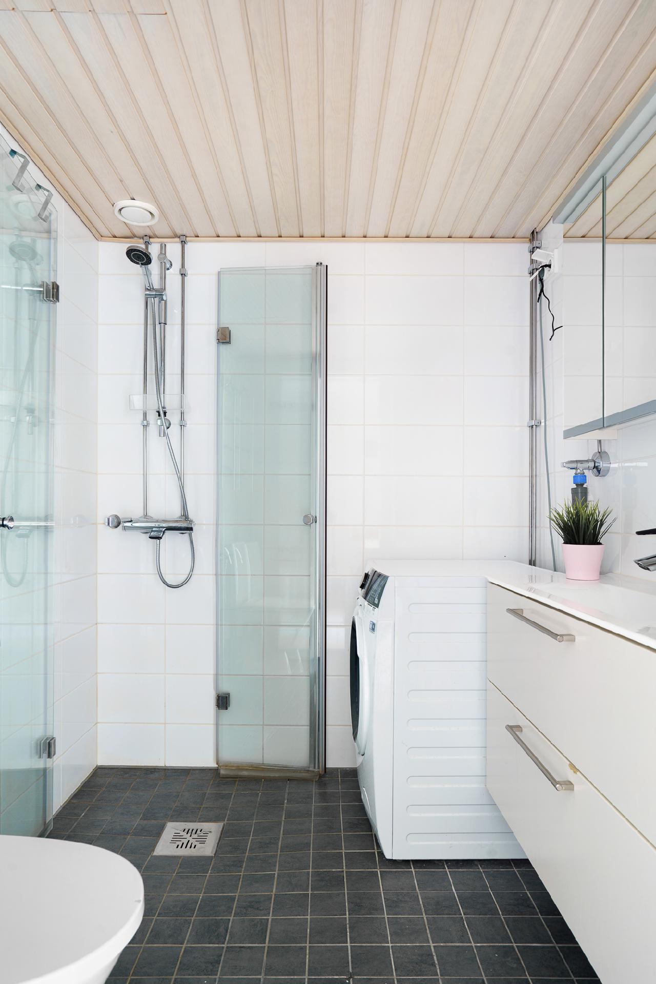 Maininkitie 12, Kivenlahti, Espoo