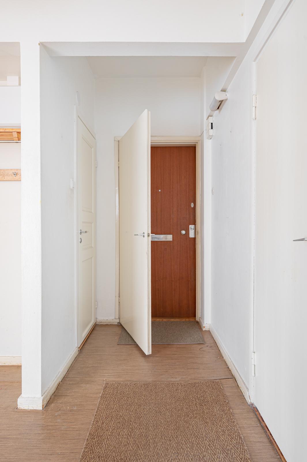 Laajalahdentie 22, Munkkiniemi, Helsinki