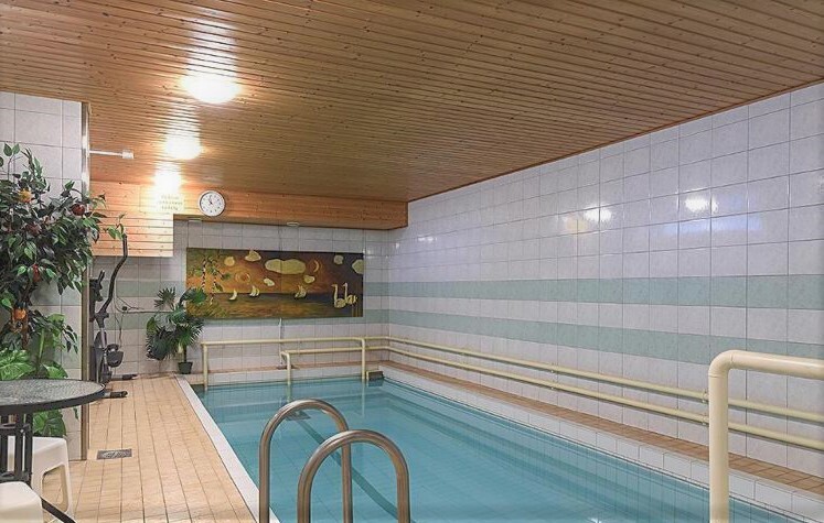 Yhtiön uima-allas