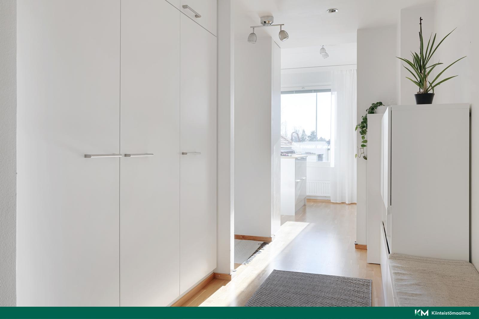 Hiisikuja 2, Tapanila, Helsinki