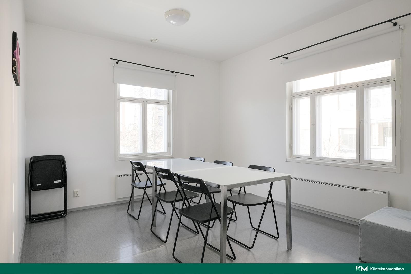 Ratavartijan mökin sisäkuva