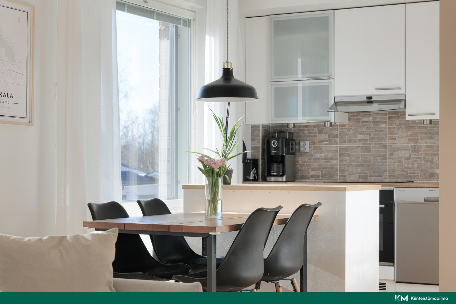 Hiisikuja 2, Tapanila, Helsinki