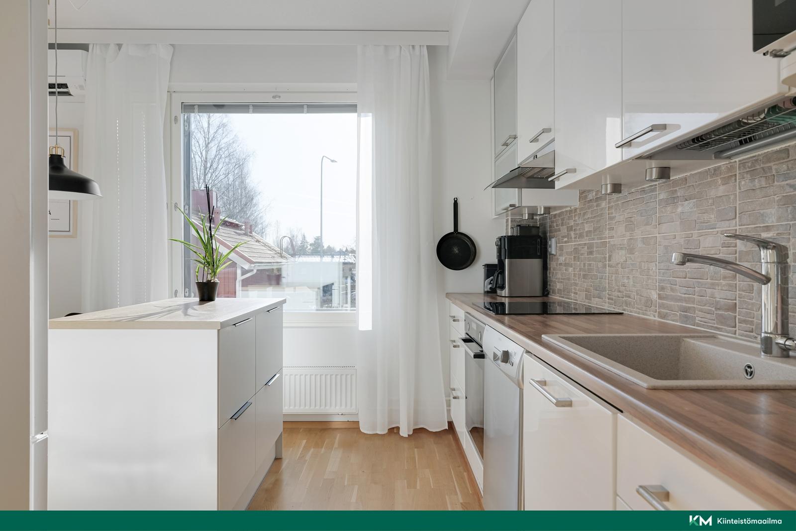 Hiisikuja 2, Tapanila, Helsinki