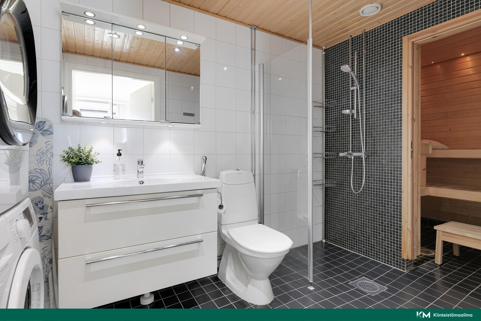 Hiisikuja 2, Tapanila, Helsinki