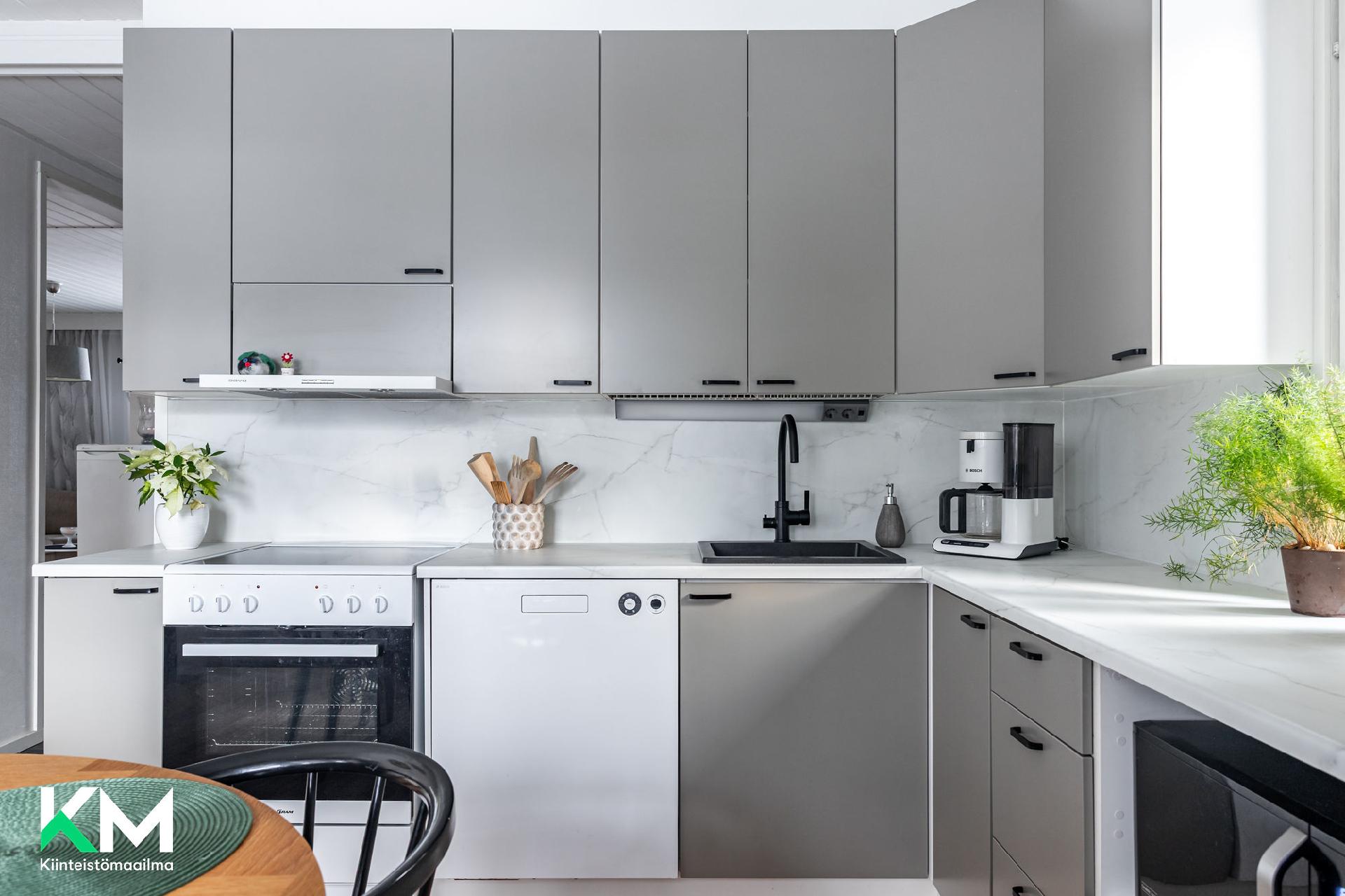 Heikkilänkuja 4, Hedelmätarha, Hollola