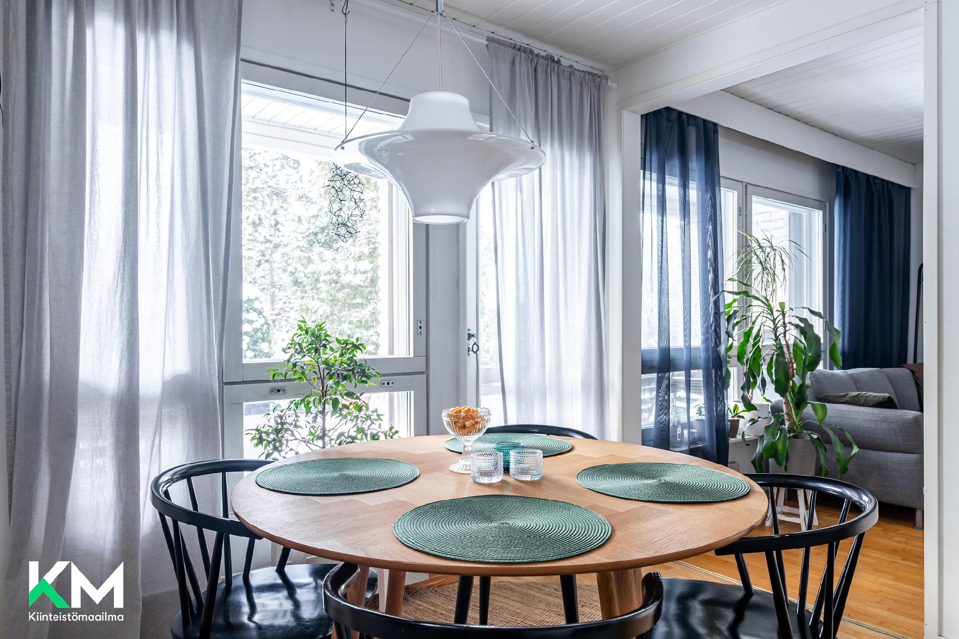 Heikkilänkuja 4, Hedelmätarha, Hollola