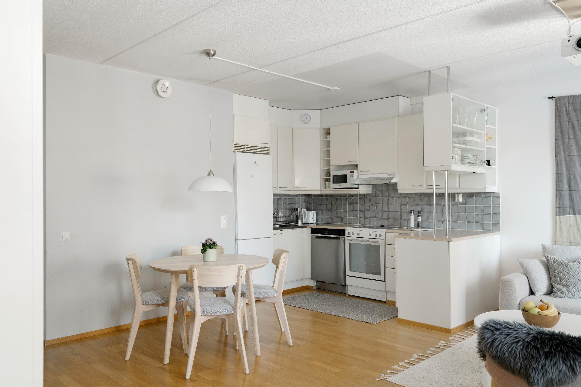 Myötätuulenmäki 1, Saunalahti, Espoo