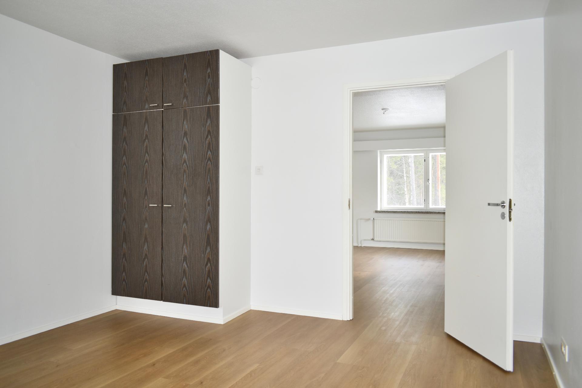 Leirimäenkaari 4, Rajalähiö, Kajaani