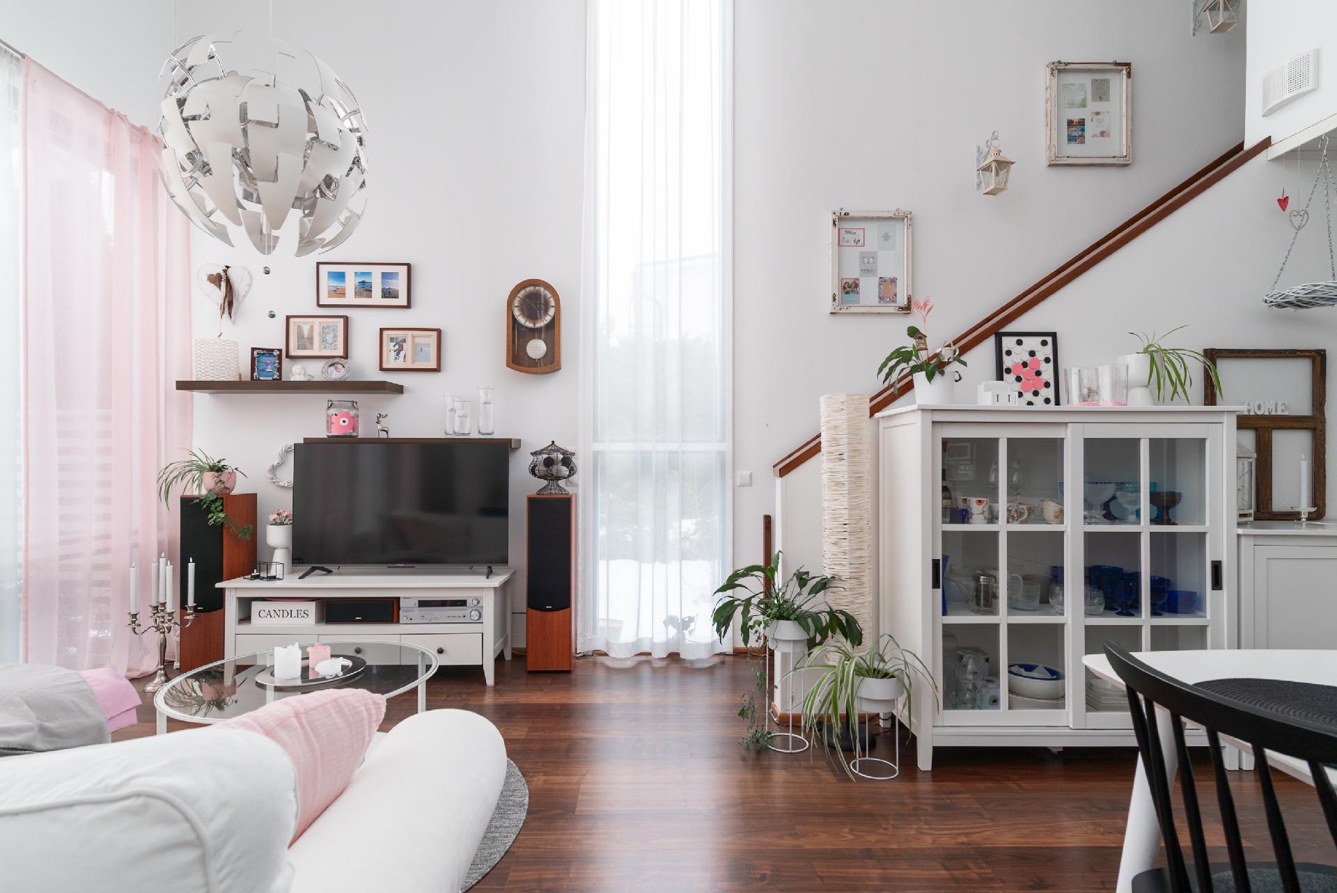 tupakeittiön olohuonetta