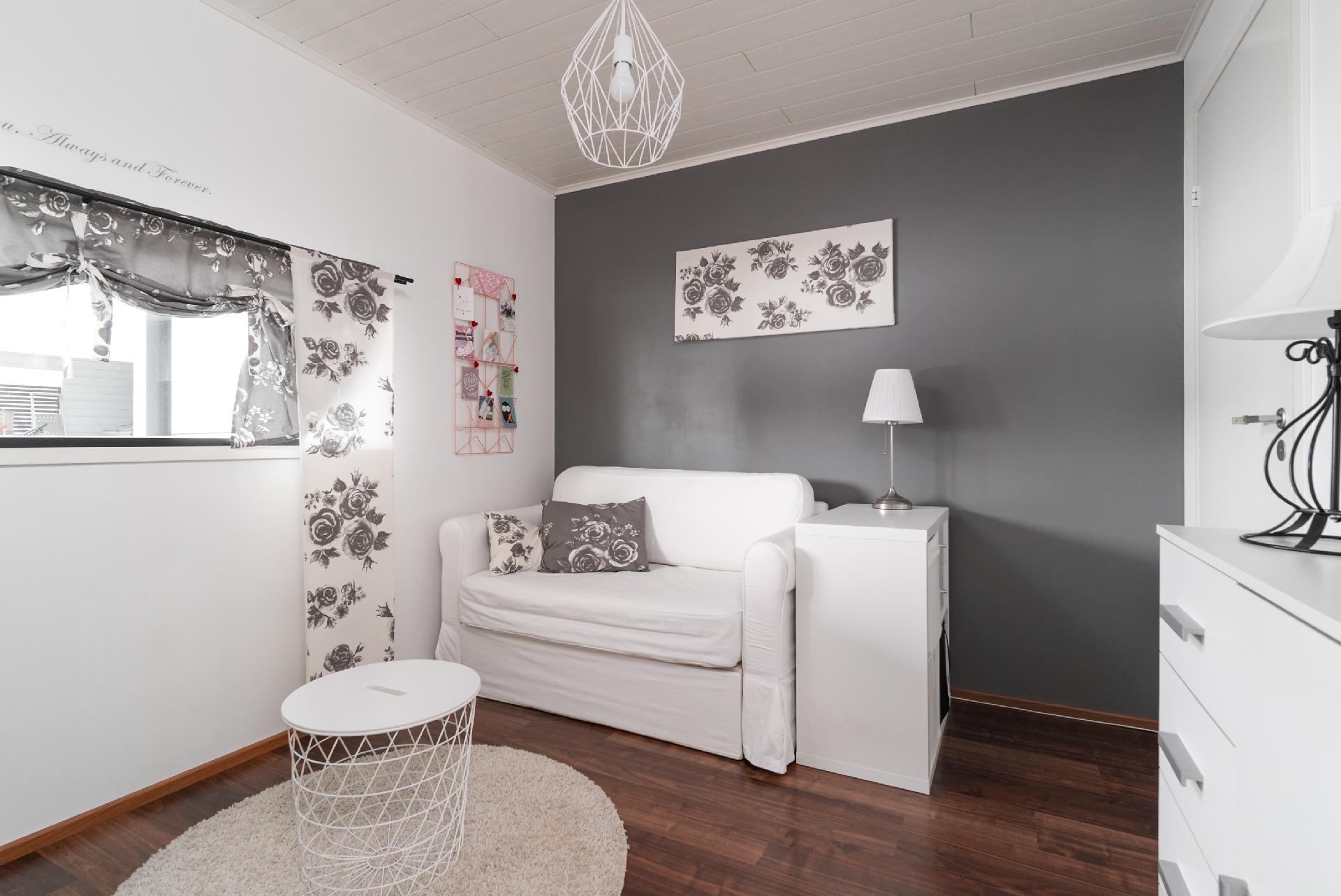 alakerran makuuhuone