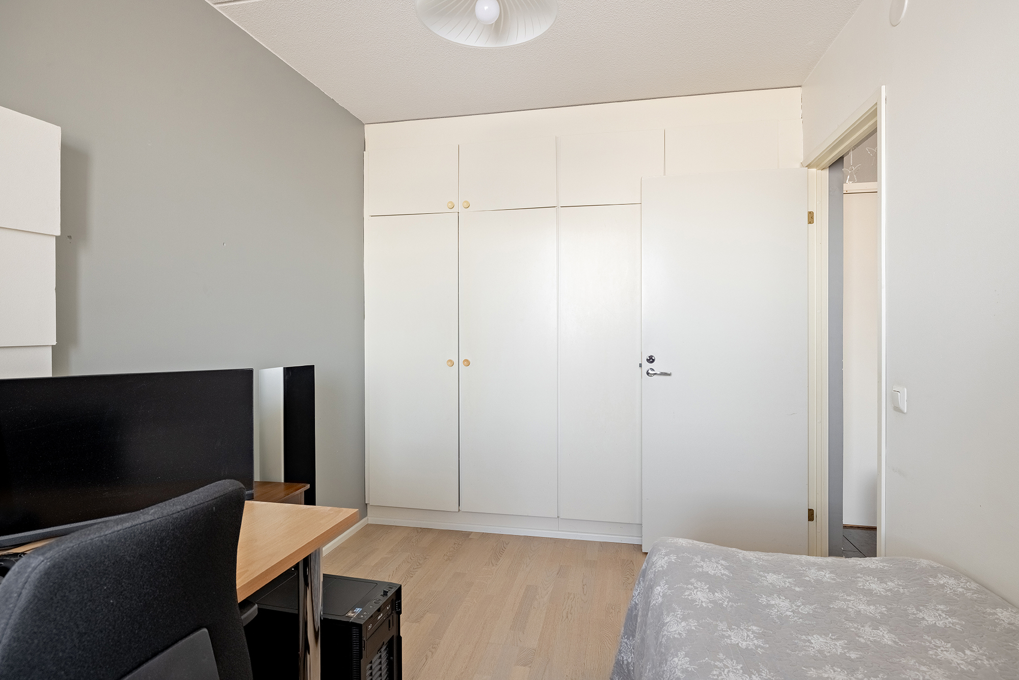 Valtatie 73, Itä-Tuira, Oulu