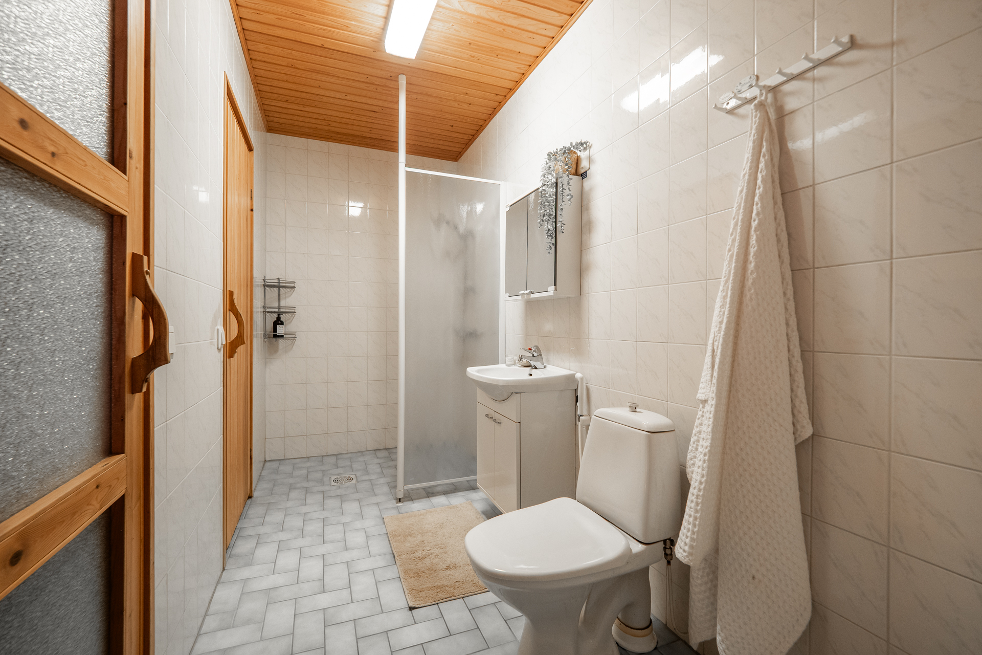 Leppiojankuja 4, Herukka, Oulu