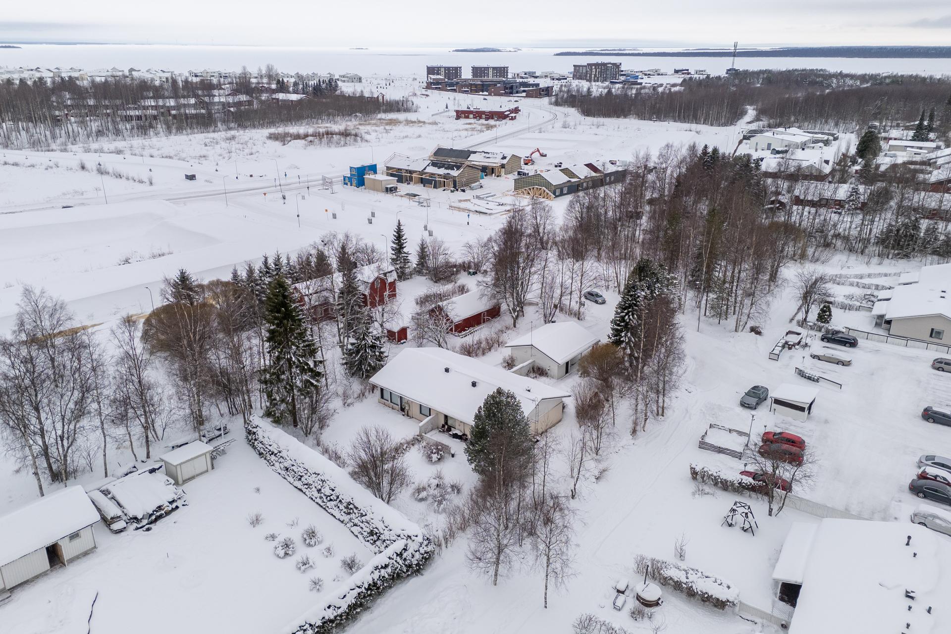 Leppiojankuja 4, Herukka, Oulu