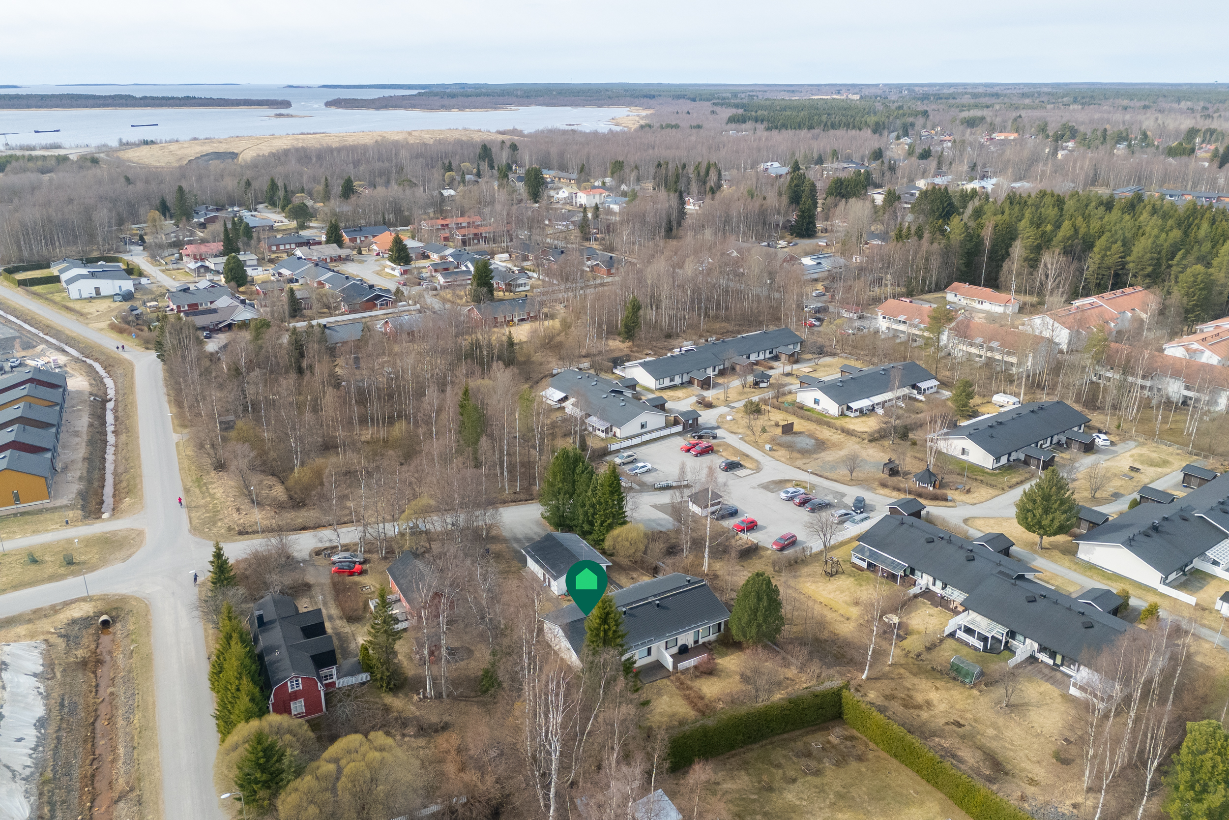 Leppiojankuja 4, Herukka, Oulu