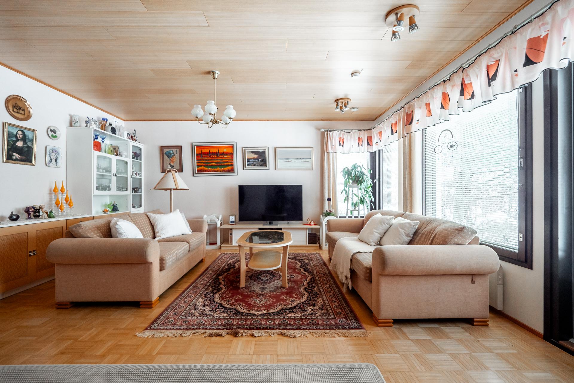 Leppiojankuja 4, Herukka, Oulu