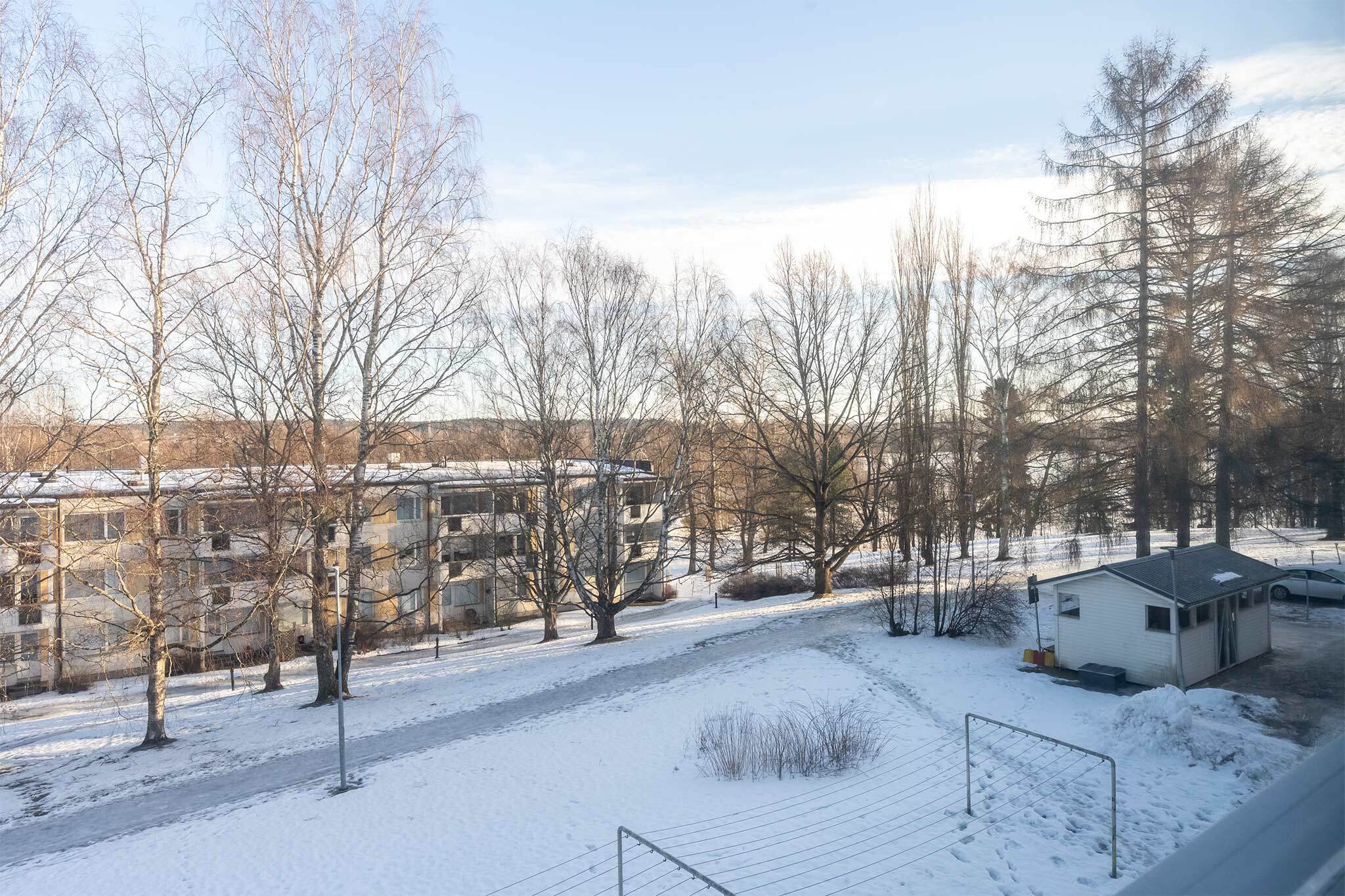 Rauhaisa sijainti, uimaranta vain 200 metrin päässä