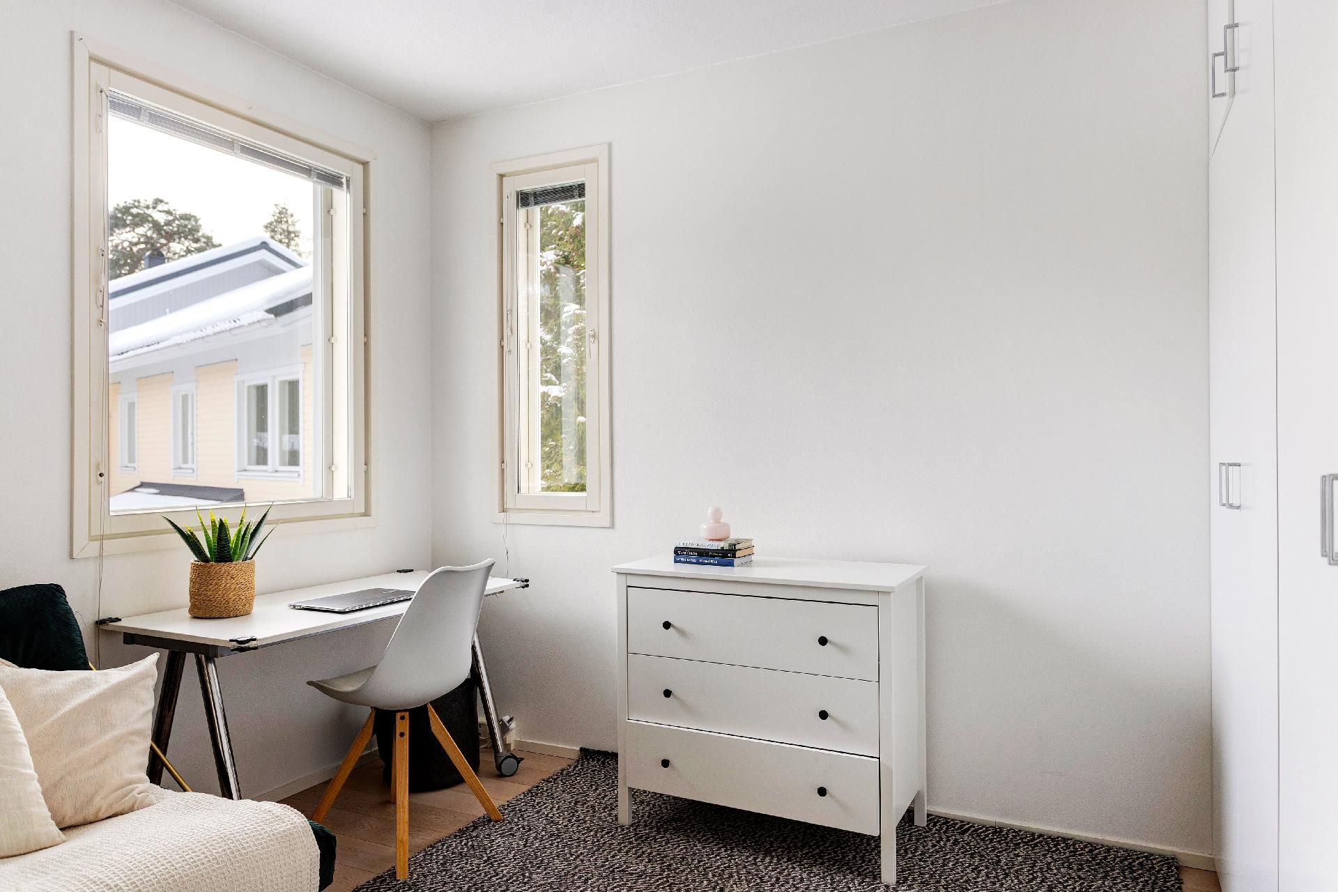 Oravatie 7, Nöykkiö, Espoo