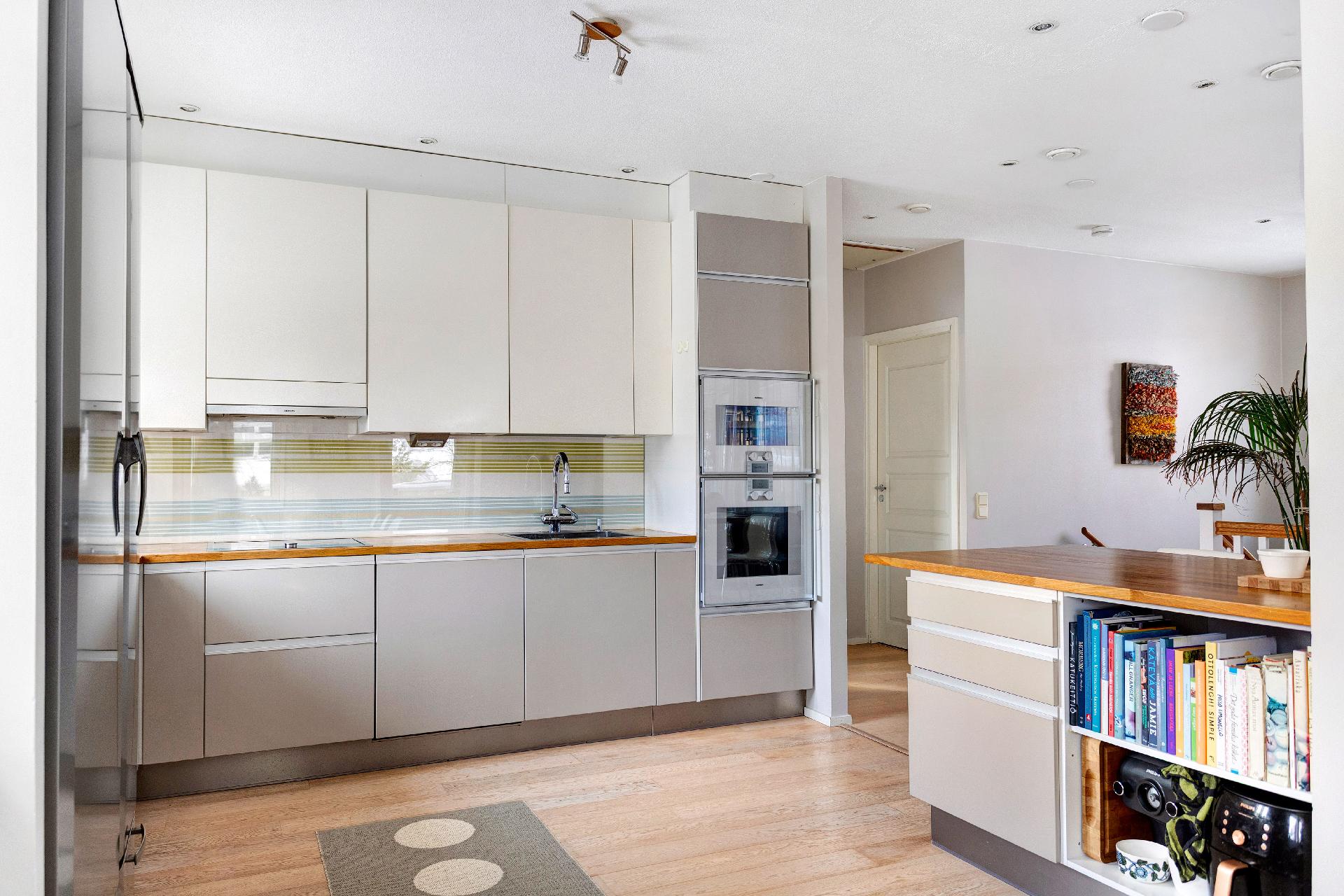 Oravatie 7, Nöykkiö, Espoo