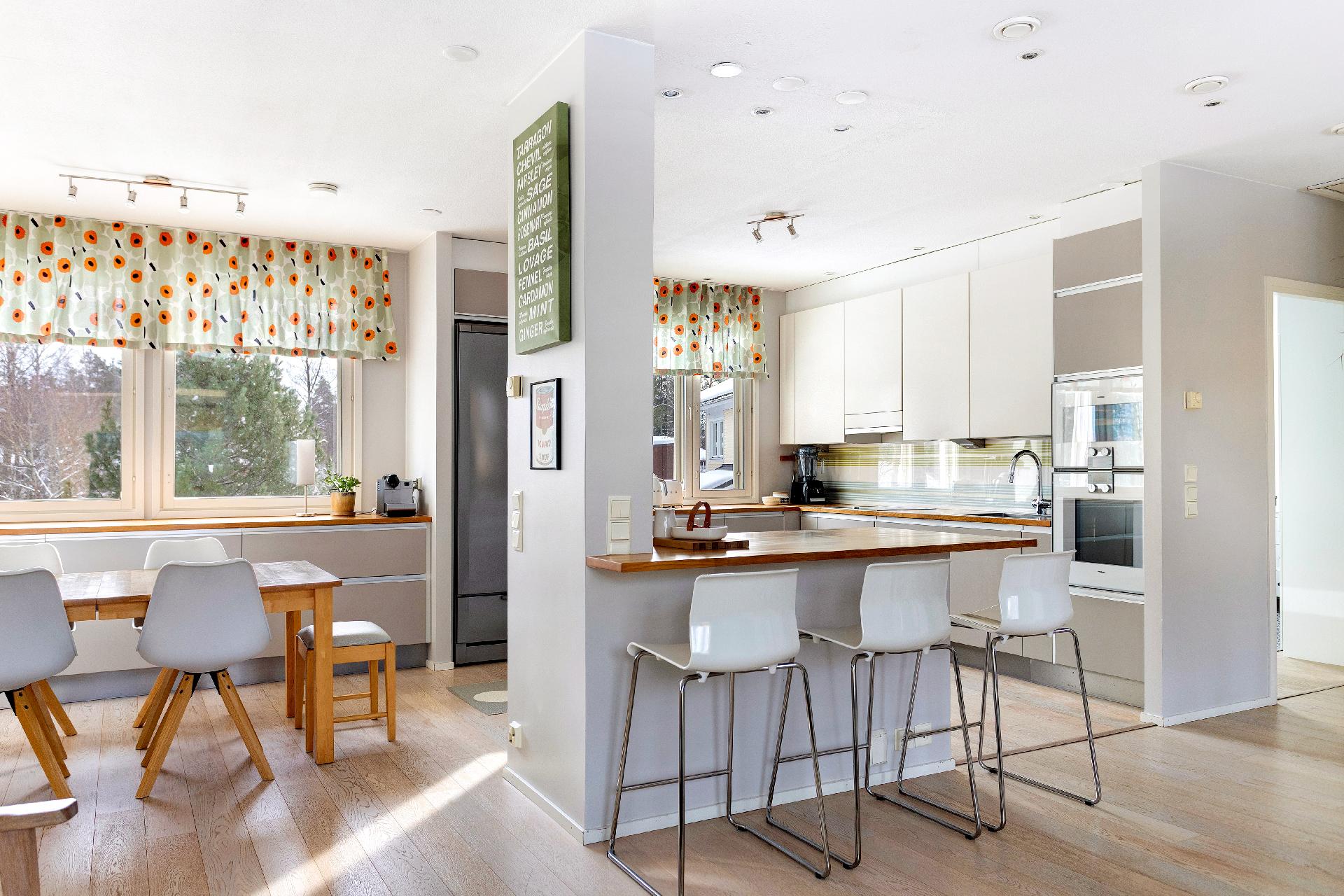 Oravatie 7, Nöykkiö, Espoo