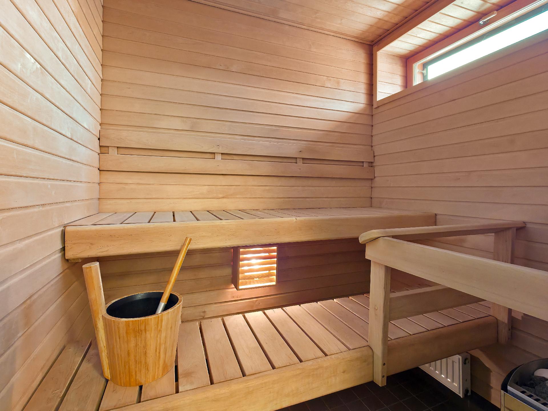 Laivastokatu 8, Pallo-Tyysterniemi, Lappeenranta