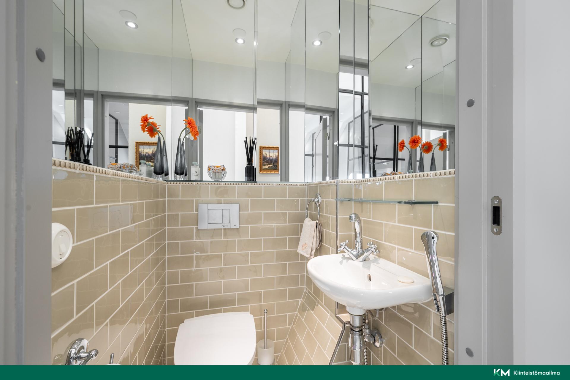 Laivastokatu 4, Katajanokka, Helsinki