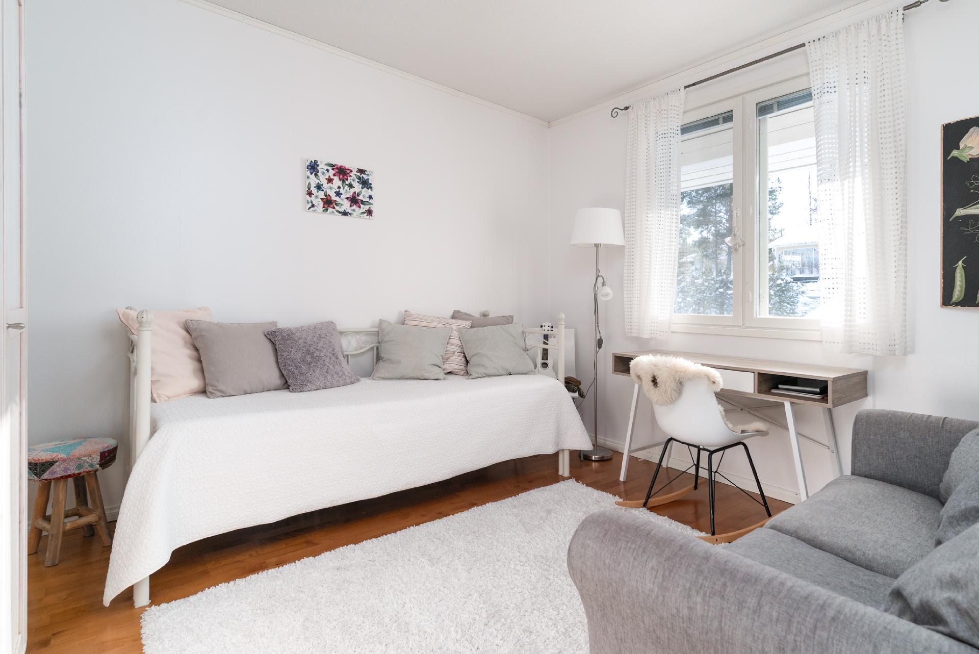 Makuuhuone yläkerta