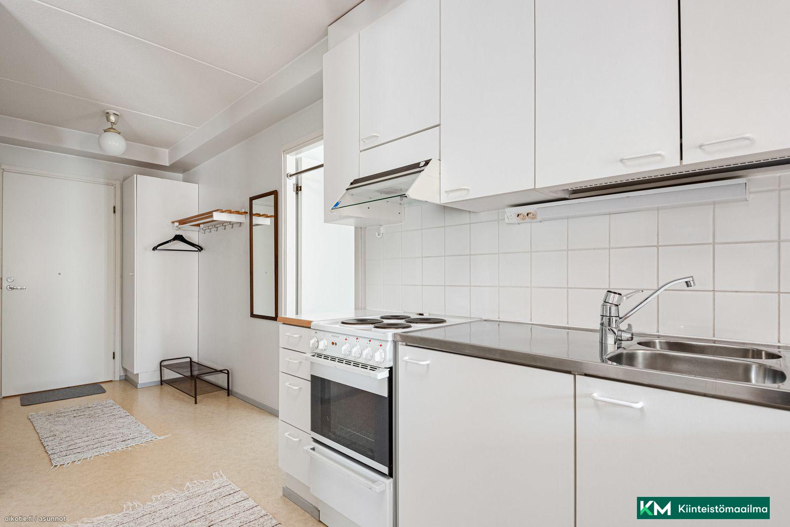 Jatulikivenkatu 8, Maikkula, Oulu