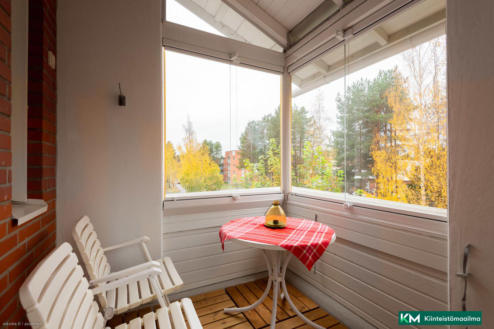 Jatulikivenkatu 8, Maikkula, Oulu